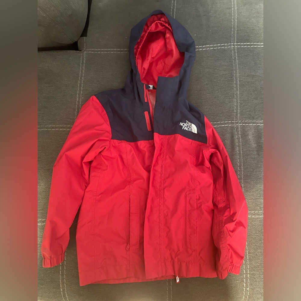 Boys North face rain jacket with lining